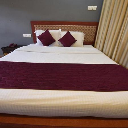 Hotel King Park Pondicherry Eksteriør bilde
