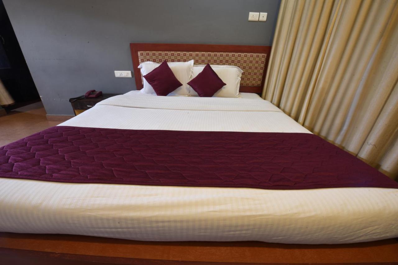 Hotel King Park Pondicherry Eksteriør bilde
